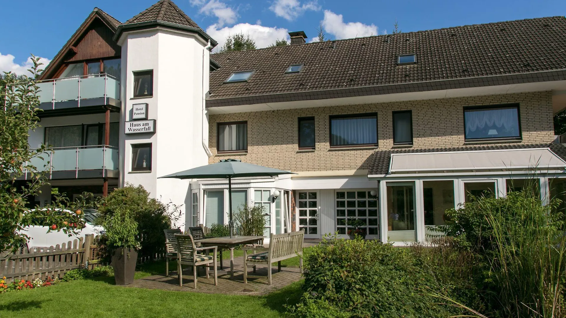 4 Sauber Bewertete Hotels nahe den Externsteinen